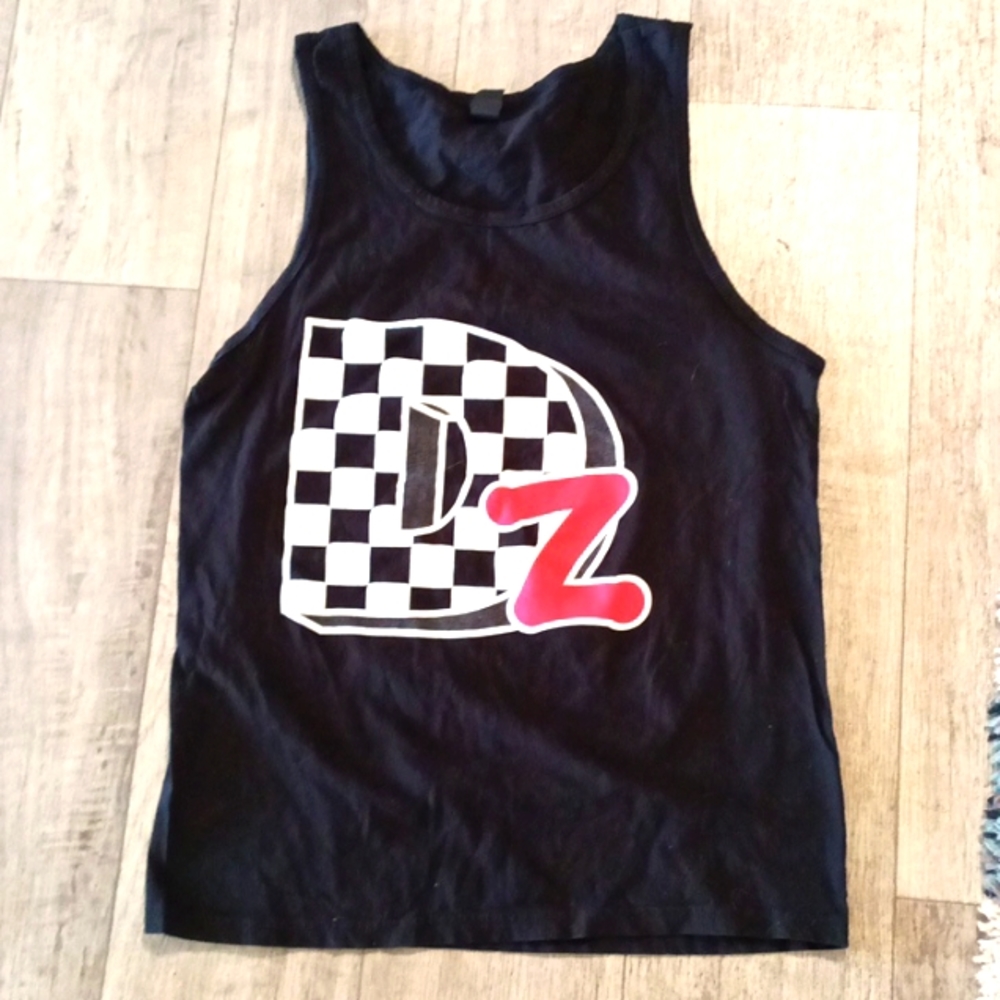 WomensBlack Tank top Bidz College Sorority racing squares DZ Logo Tshirt sm